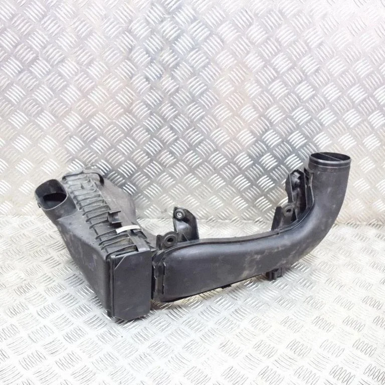 Gaisa filtra korpuss – BMW X5 F15 (2013-2017)