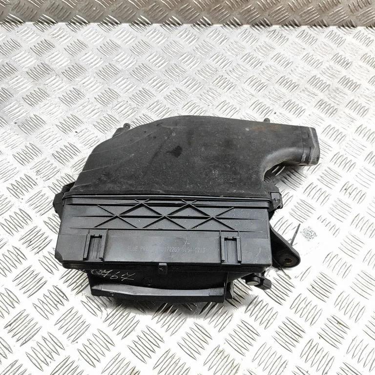 Air filter box – Mercedes-Benz E-Class C207 W207 (2009-2017)