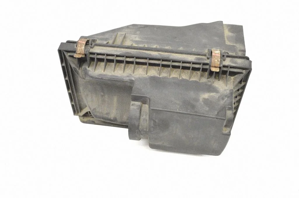 Air filter box 04891820AB