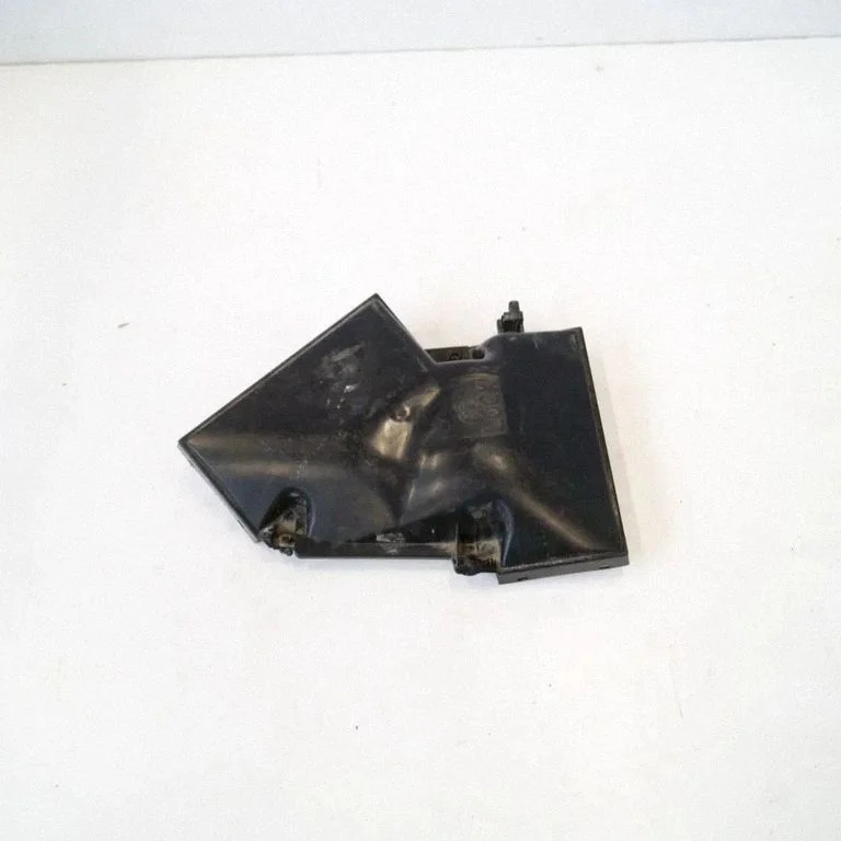Õhufiltri korpuse kaas – BMW X5 E70 (2006-2013)