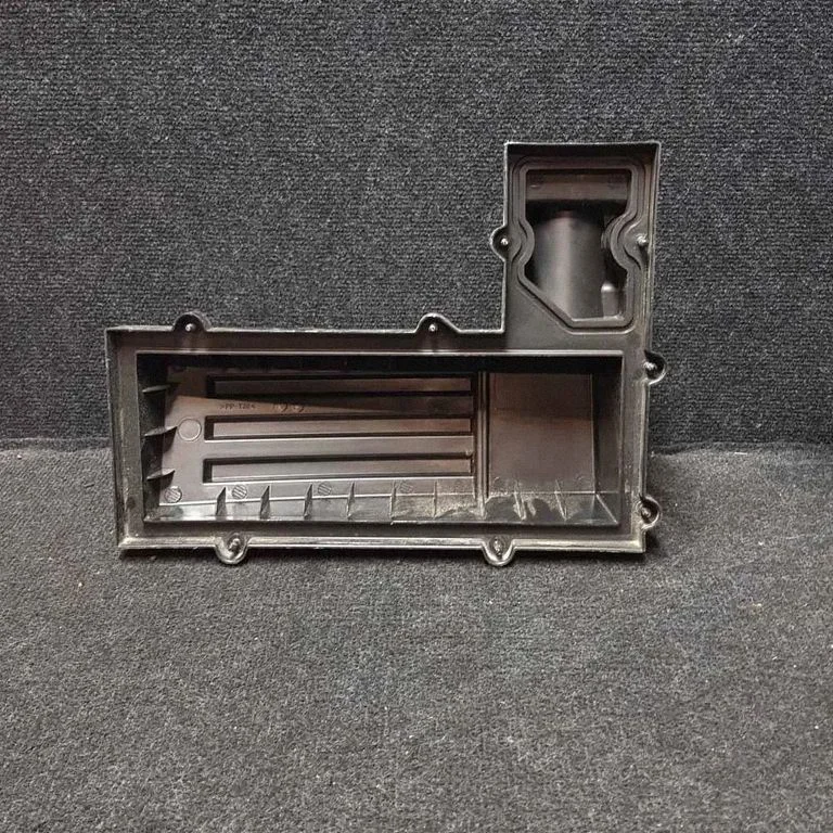 Air filter box cover