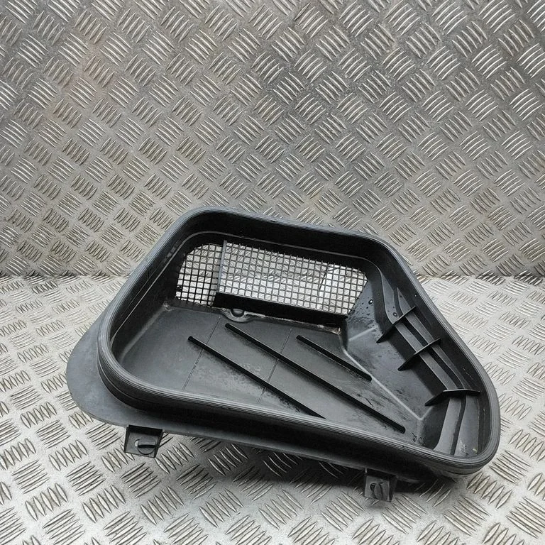 Air intake duct part A1728300144