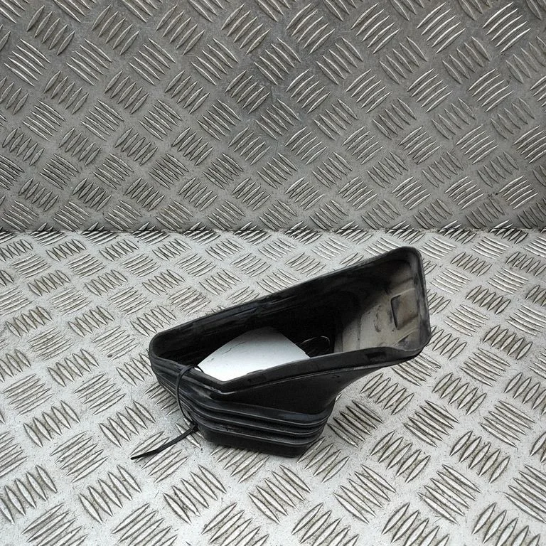 Gaisa ieplūdes kanāla detaļa (-as) 8R0129739