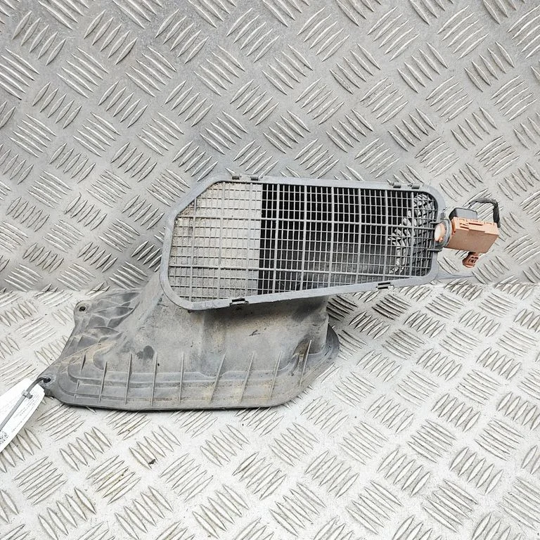 Część kanału dolotowego 4G2819904A