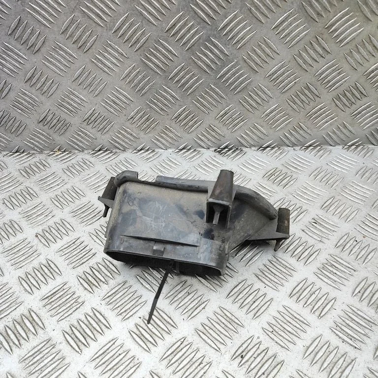 Gaisa ieplūdes kanāla detaļa (-as) 5W9U9A673AA