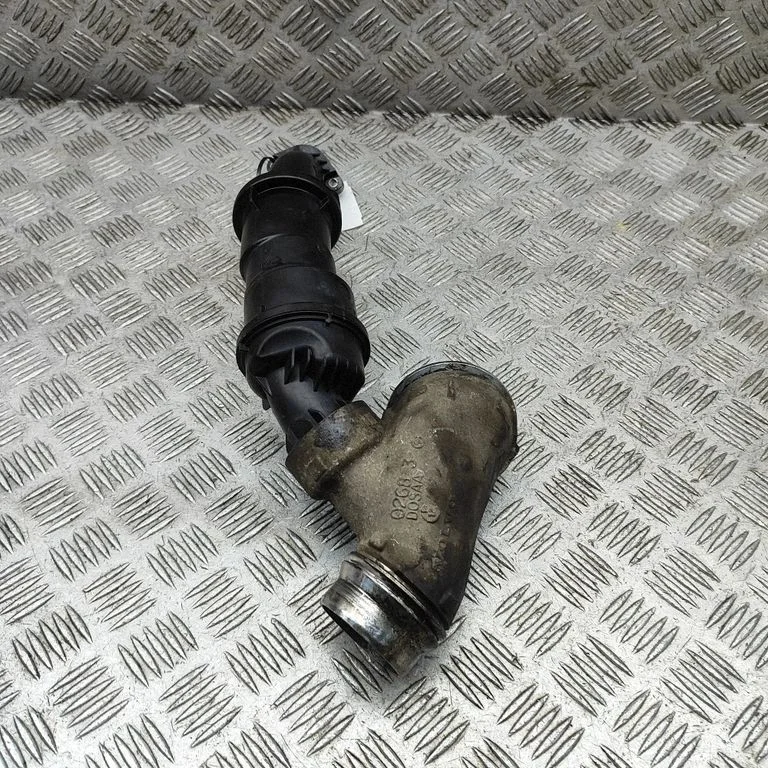Air intake duct part 31331636