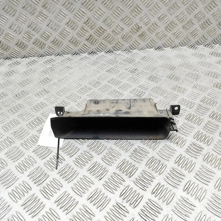 Õhuvõtukanali osa (-d) 6405A127