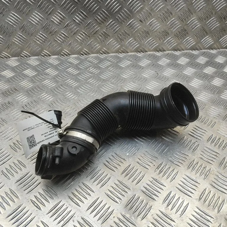 Gaisa ieplūdes kanāla detaļa (-as) – Volkswagen Golf Plus (2005-2013)