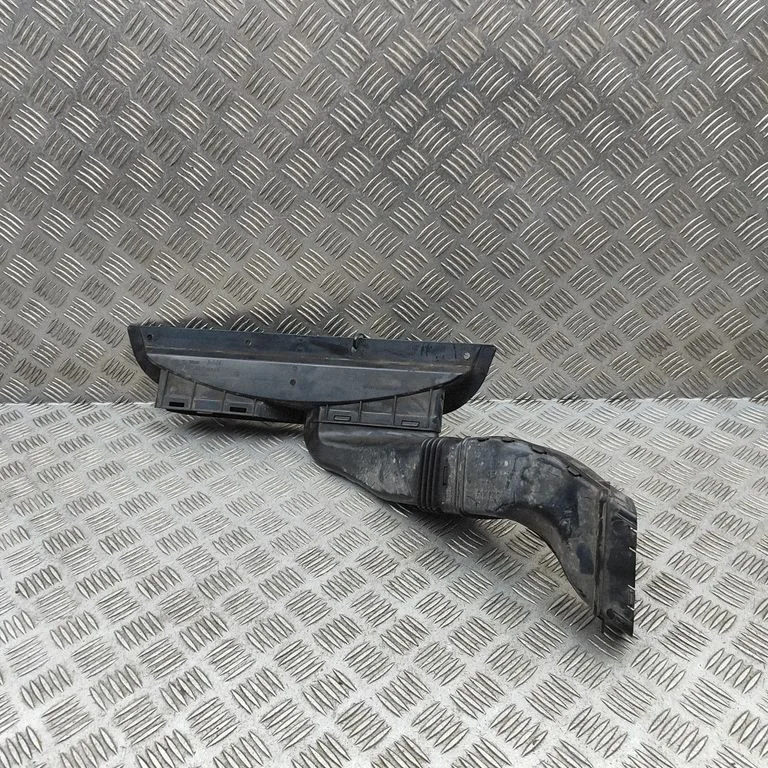 Gaisa ieplūdes kanāla detaļa (-as) CX739A675FB
