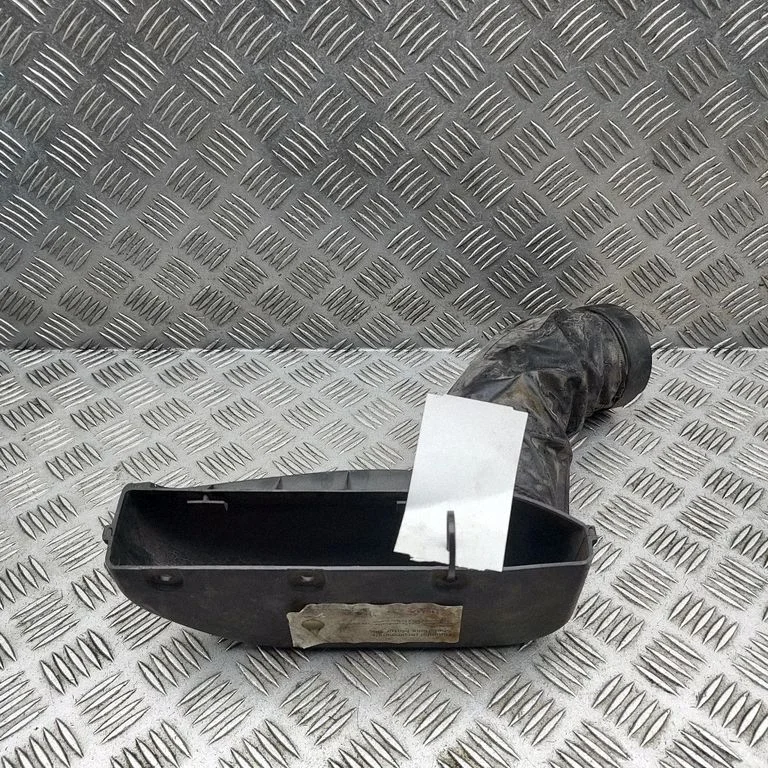 Gaisa ieplūdes kanāla detaļa (-as) 282104H000