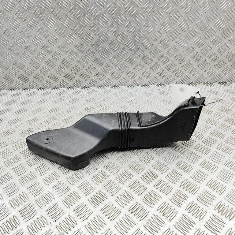 Część kanału dolotowego HK839A675BB