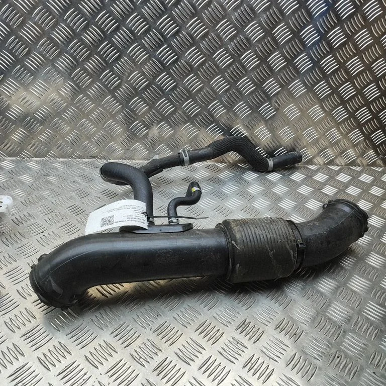 Air intake duct part 28130P0400