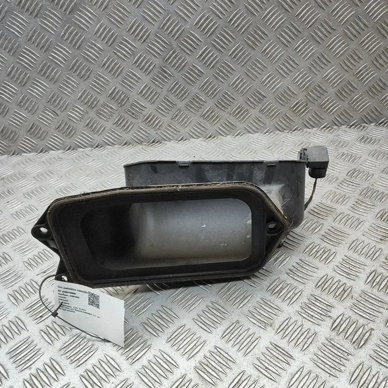 Air intake duct part 8K2819904