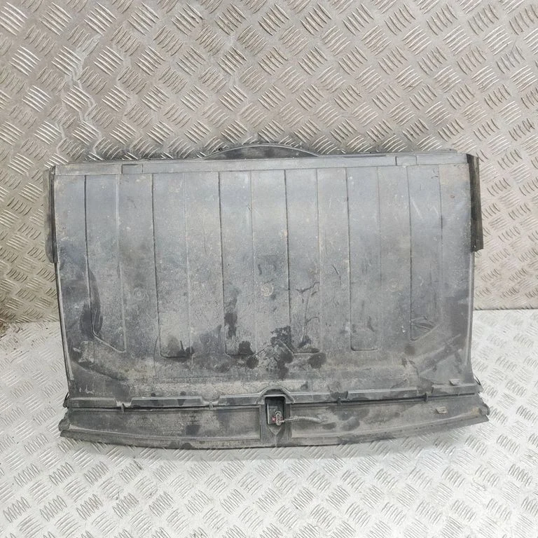 Õhuvõtukanali osa (-d) 105614800E