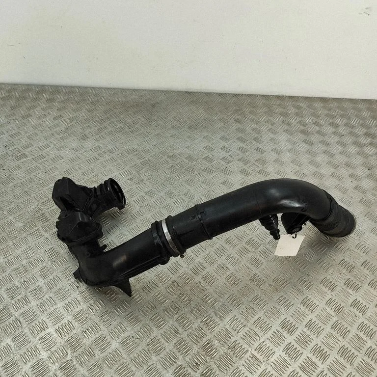 Air intake duct part 31370120