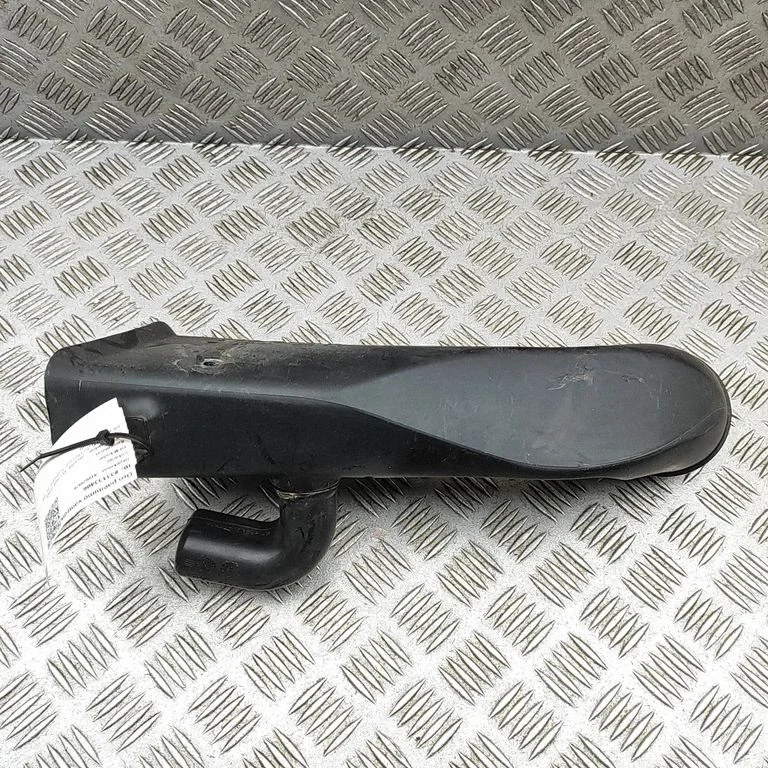 Air intake duct part 9W839A675BA