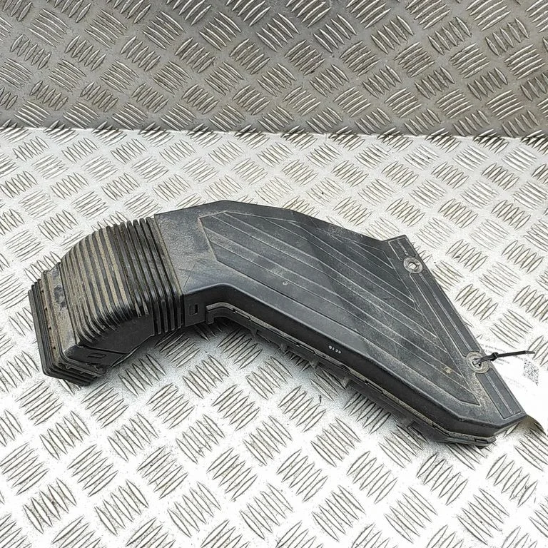 Air intake duct part 28210D3100