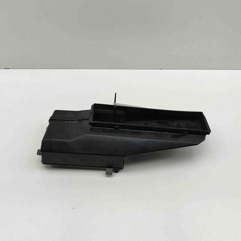 Gaisa ieplūdes kanāla detaļa (-as) 1EC815479A