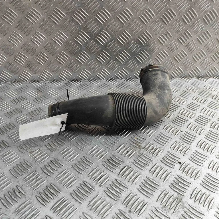 Õhuvõtukanali osa (-d) 4L0129628E