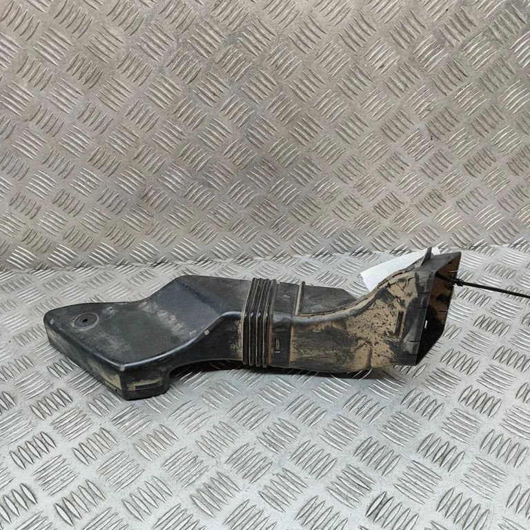 Air intake duct part HK839A675BB