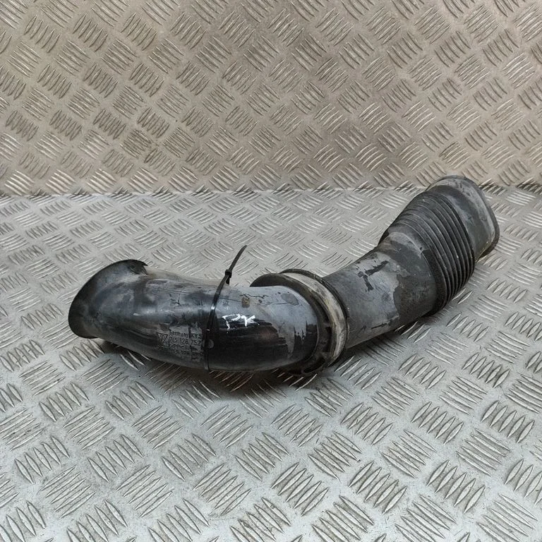 Gaisa ieplūdes kanāla detaļa (-as) 7L5128752