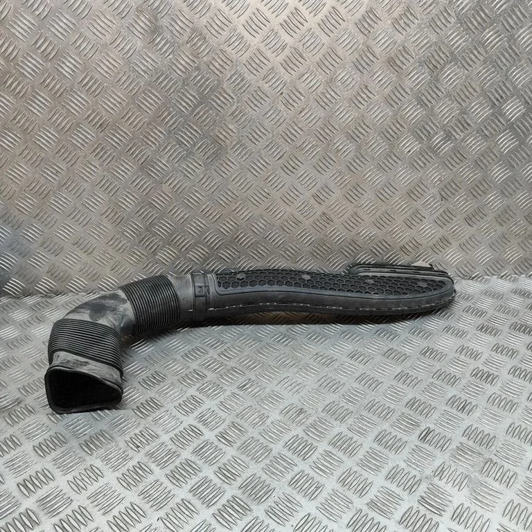 Air intake duct part A2640900400