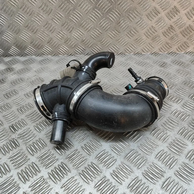 Air intake duct part 10297049 – MG EHS (2020-)