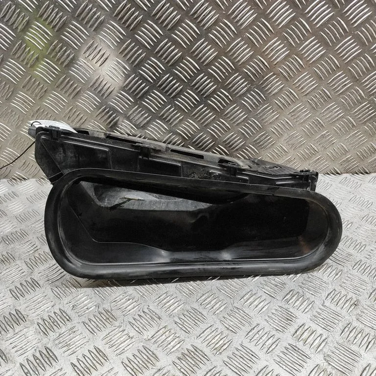 Air intake duct part 31651305