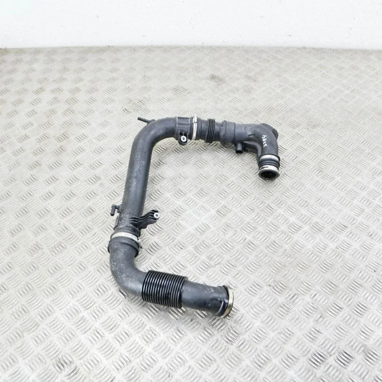 Gaisa ieplūdes kanāla detaļa (-as) – Ford Focus (2018-)