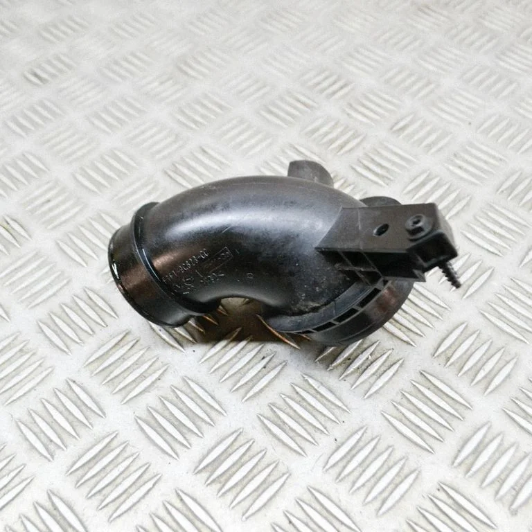 Air intake duct part – Ford Focus (2018-)