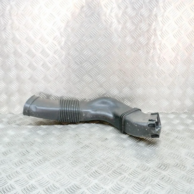 Air intake duct part – Mercedes-Benz ML-Class W164 (2005-2011)