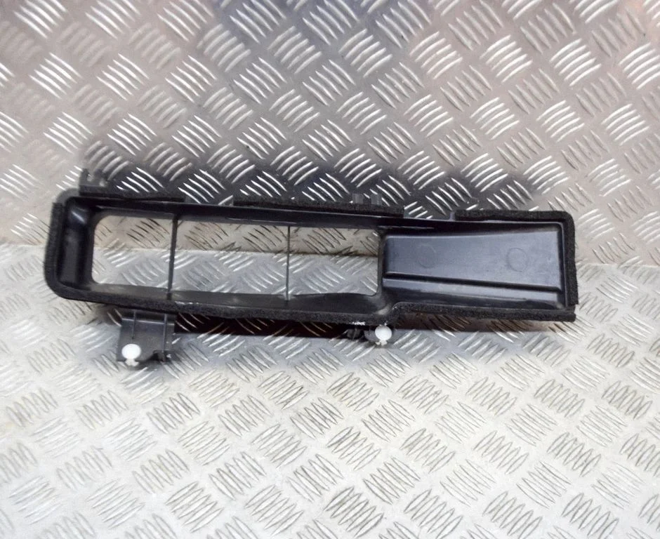 Air intake duct part 111213600A