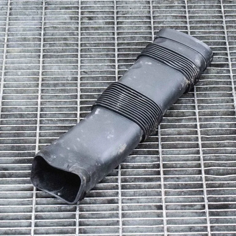 Air intake duct part – BMW 3 Series F30 F35 F31 (2012-2018)