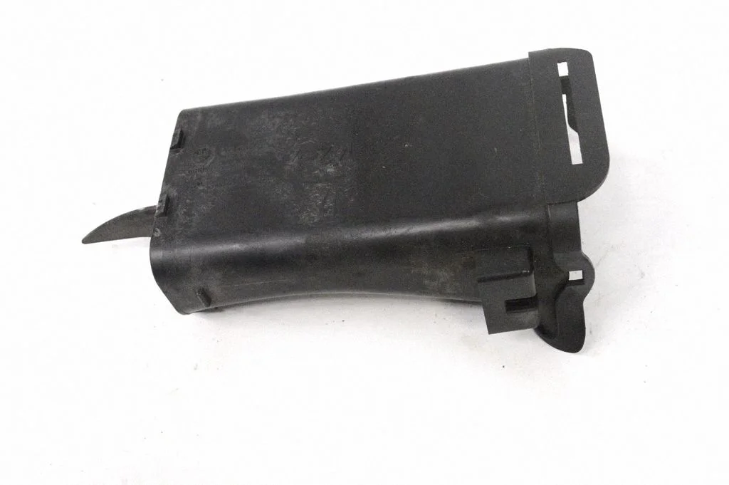 Air intake duct part – BMW 3 Series F30 F35 F31 (2012-2018)