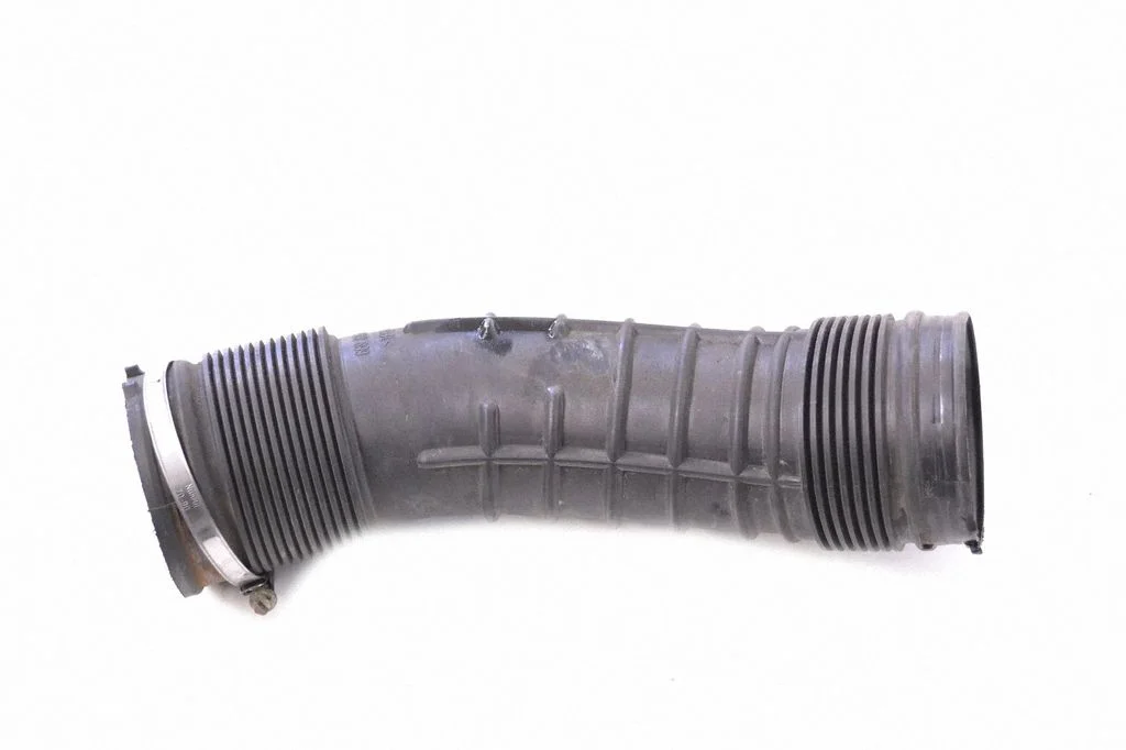Air intake duct part 6898050