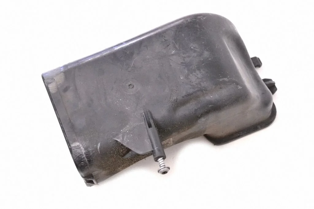 Air intake duct part – BMW 5 Series F10 F11 (2009-2016)