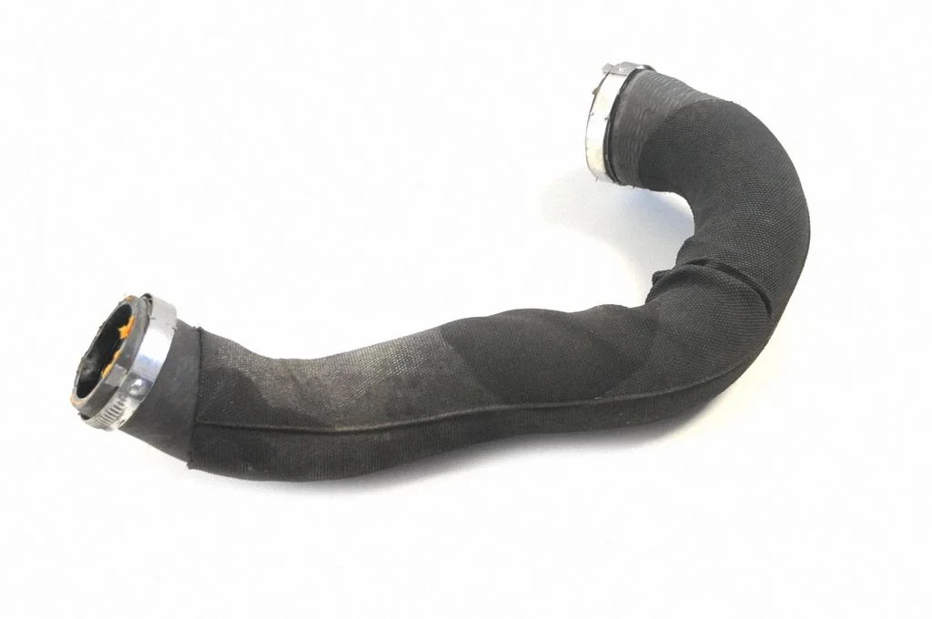 Gaisa ieplūdes kanāla detaļa (-as) 8R0145790G