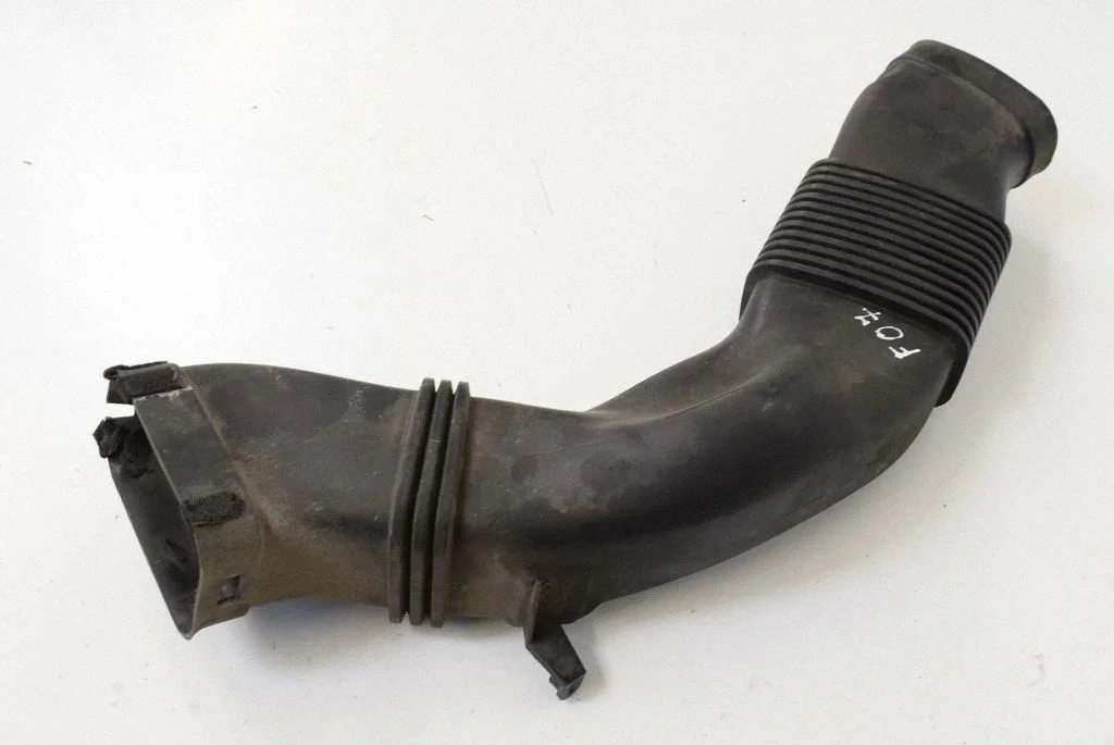 Air intake duct part – BMW 5 Series GT F07 (2010-2017)