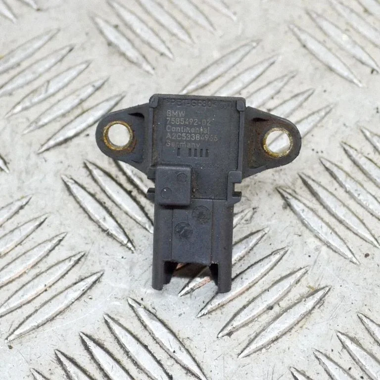Air pressure sensor – BMW 5 Series F10 F11 (2009-2016)