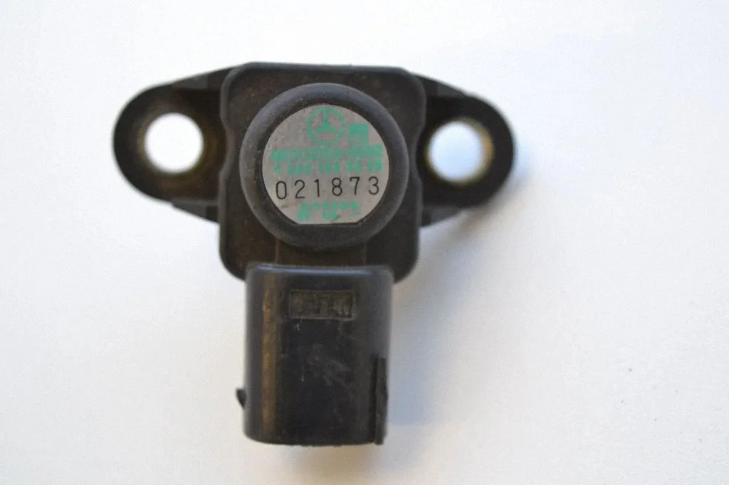Air pressure sensor – Mercedes-Benz C-Class AMG W204 (2007-2014)
