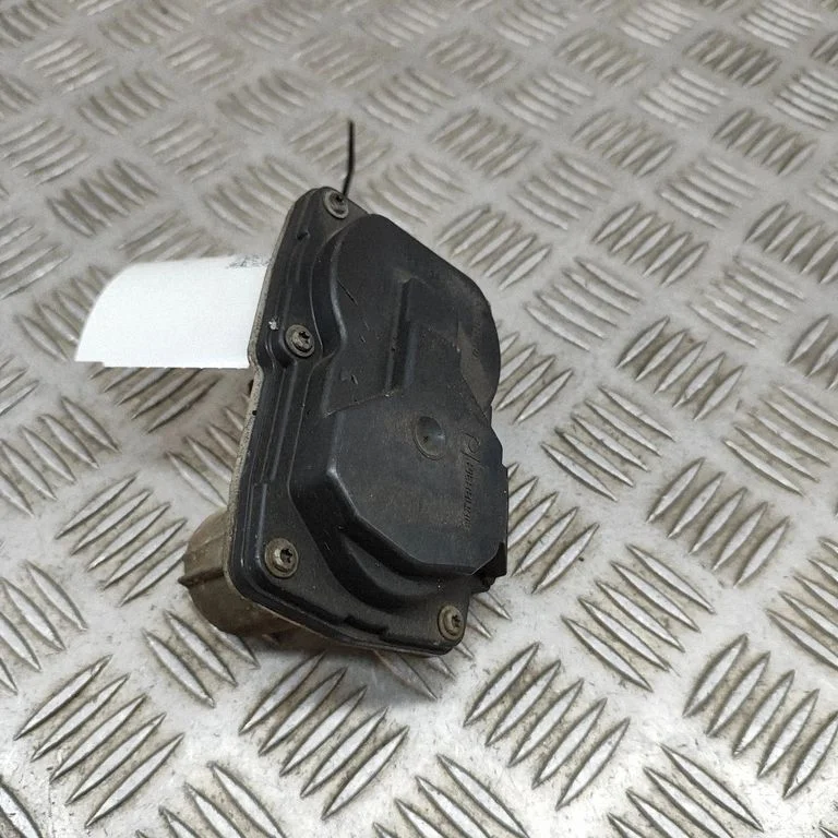 Siłownik klapek kolektora ssącego 5Q0253691K