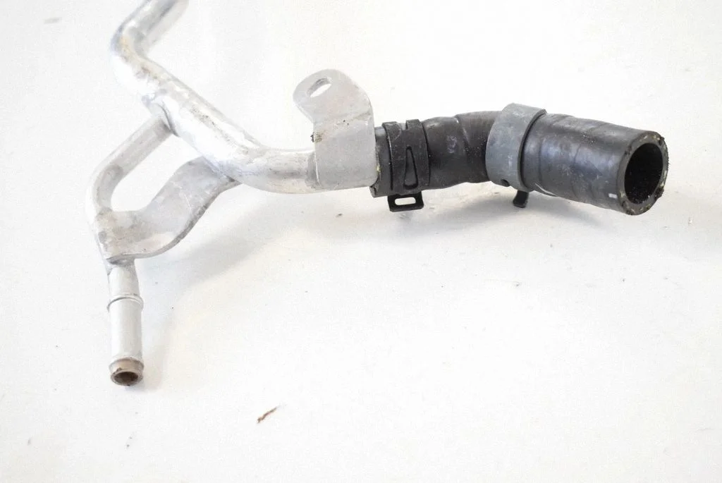 Air intake hose/pipe 8W1819377B