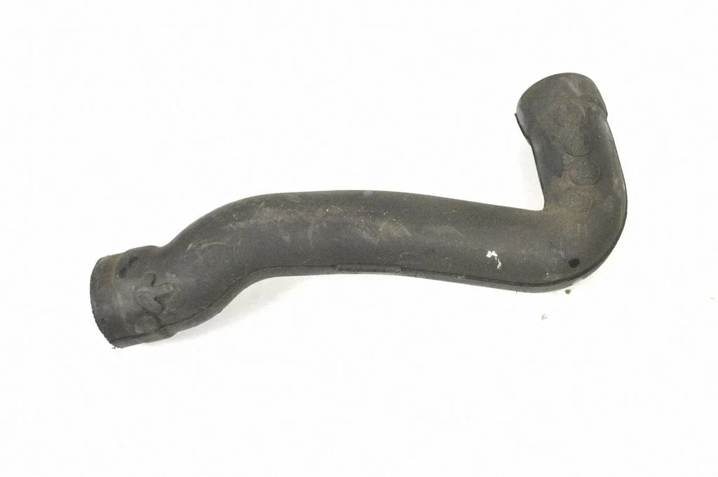 Air intake hose/pipe A2721421083