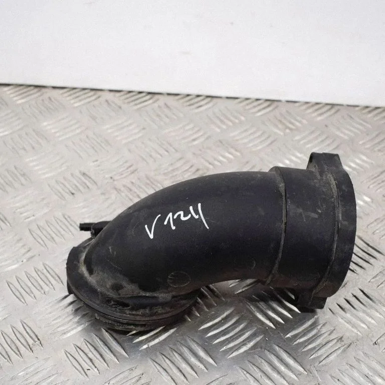 Air intake hose/pipe – Porsche Cayenne (9PA) (2002-2010)