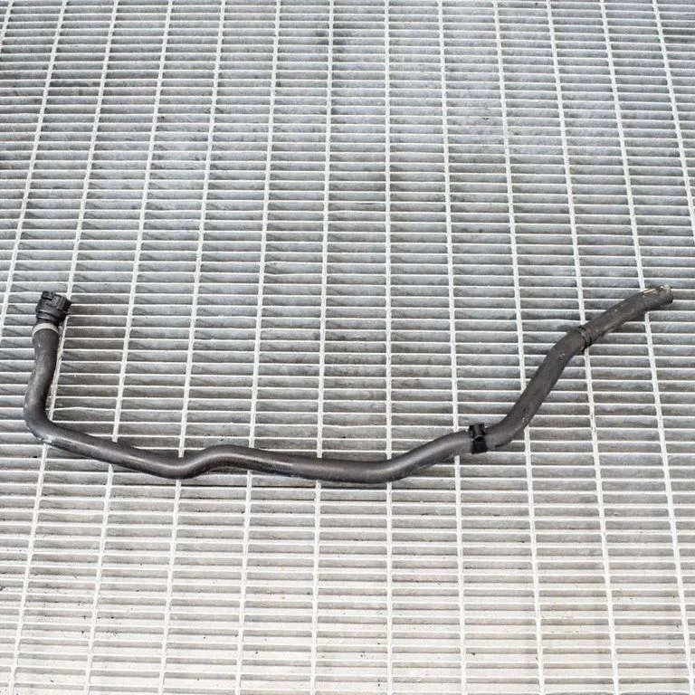 Õhu sisselaske voolik (-ud)/ toru (-d) – BMW 1-seeria F20 F21 (2011-2019)
