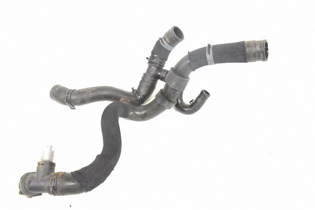 Õhu sisselaske voolik (-ud)/ toru (-d) – Volkswagen Scirocco (2008-2016)