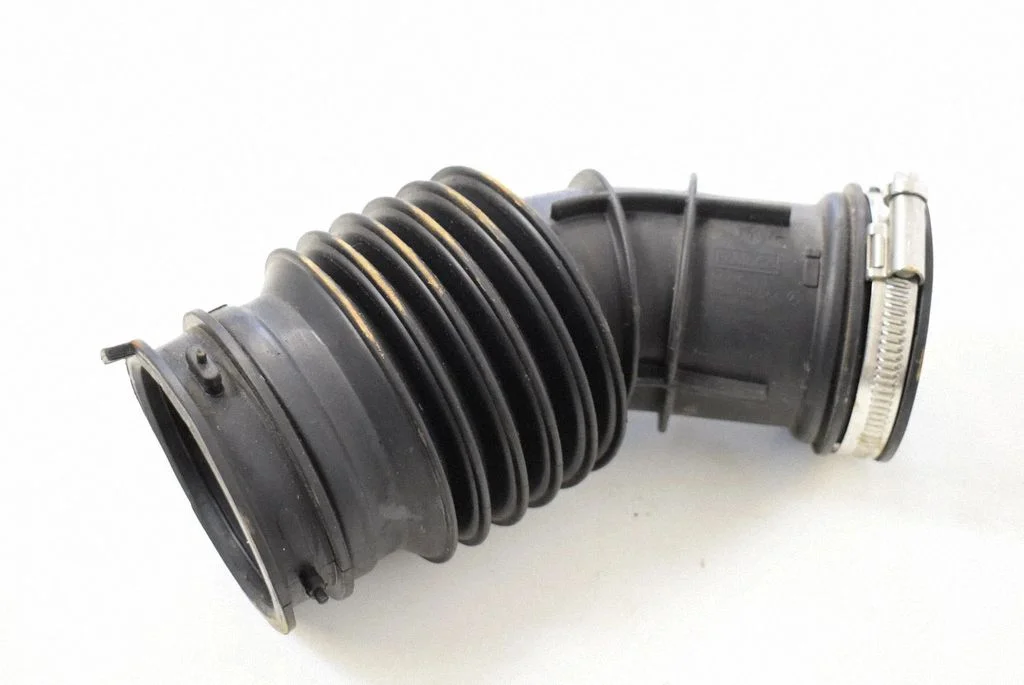 Õhu sisselaske voolik (-ud)/ toru (-d) JX619R504C