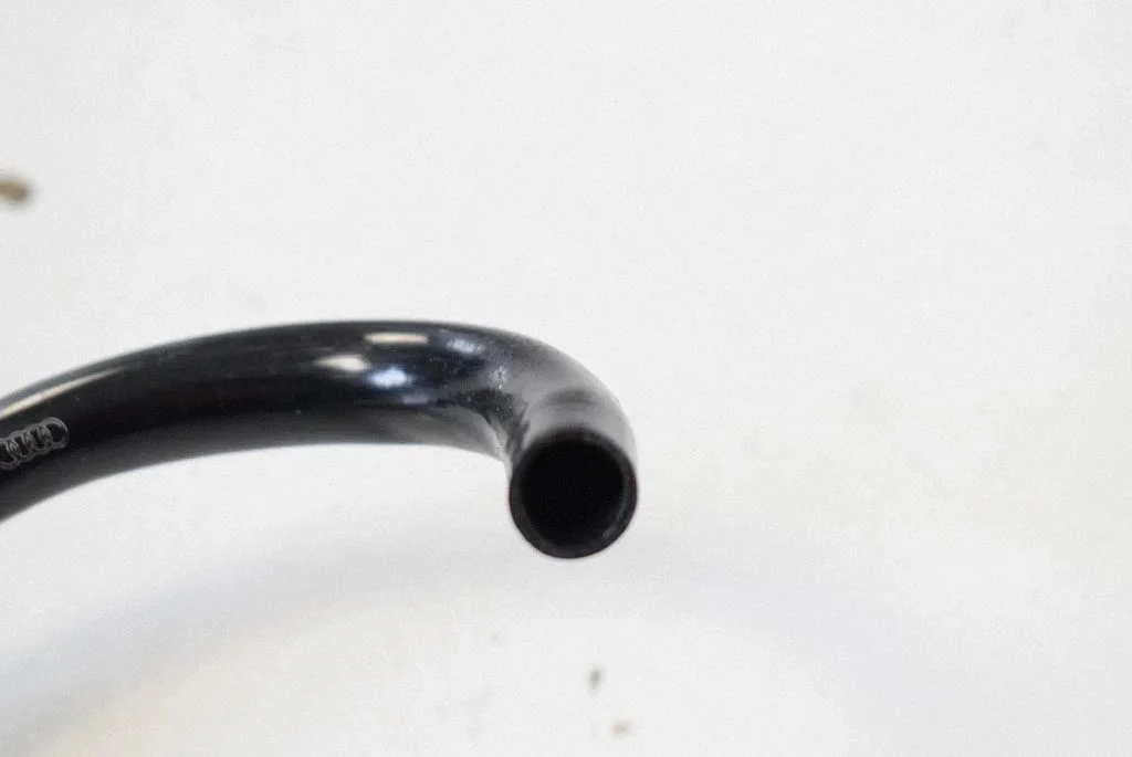 Air intake hose/pipe 8W6133366