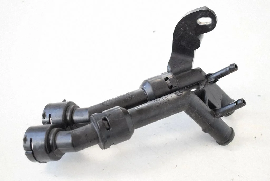 Õhu sisselaske voolik (-ud)/ toru (-d) – Audi A4 Allroad B8 (2008-2016)