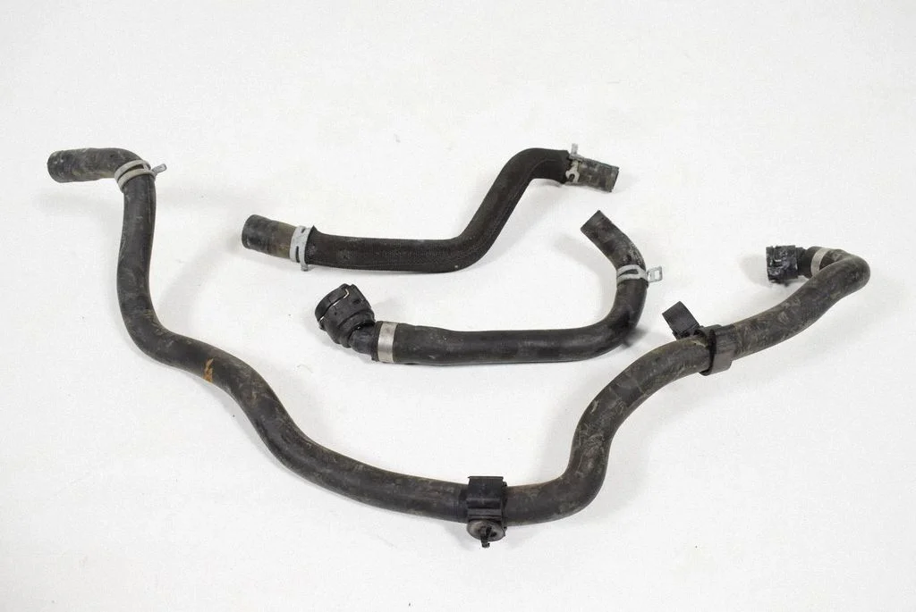 Air intake hose/pipe – Volvo V40 (2012-2019)